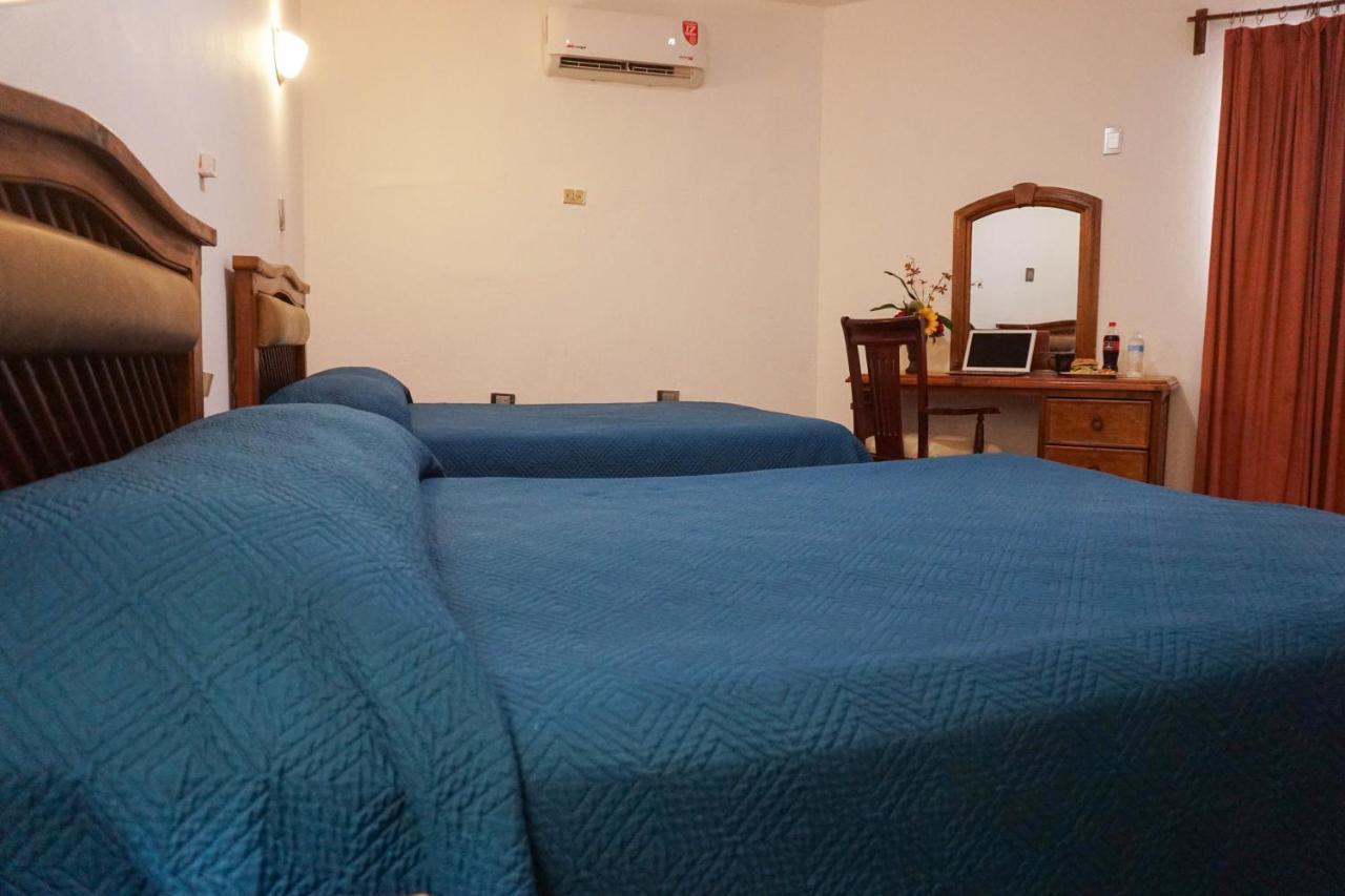 Hotel Las Fuentes لوس موتشيس المظهر الخارجي الصورة